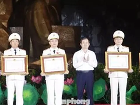 5 sỹ quan thuộc lực lượng An ninh Công an tỉnh Bắc Ninh được trao tặng Huân chương Chiến công hạng Ba