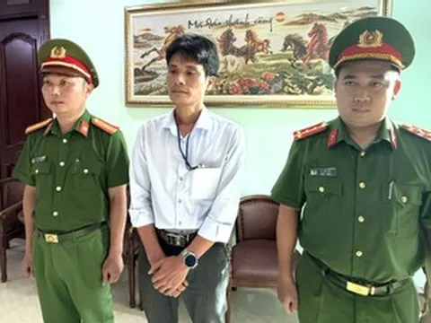 Bắt giám đốc công ty bán hơn 250 tấn phân bón giả