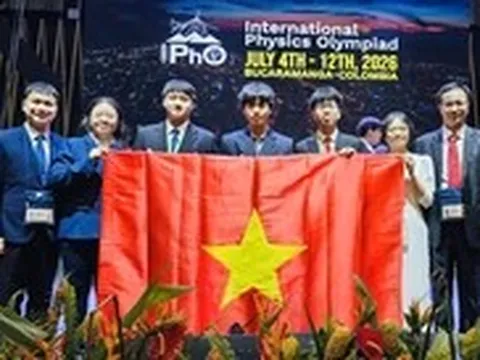 Việt Nam lần đầu vào top 7 Olympic vật lý quốc tế với 4 huy chương vàng