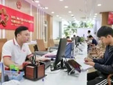 Làm thủ tục hành chính sáng thứ Bảy, người dân TP.HCM thêm lựa chọn