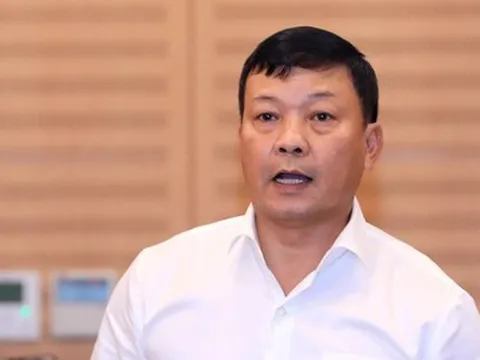 Hà Nội lý giải vì sao vừa mưa 30 phút, đường phố đã úng ngập