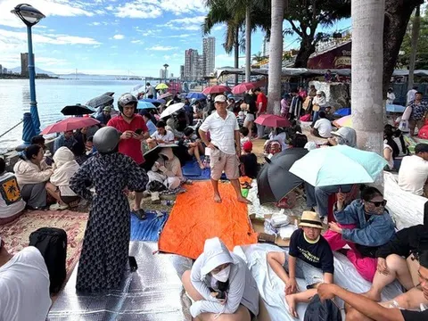 Đà Nẵng “cháy” phòng, hết vé trước giờ chung kết pháo hoa