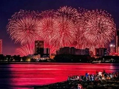 Lễ hội pháo hoa Đà Nẵng 2026 bội thu trong gần 20 năm tổ chức