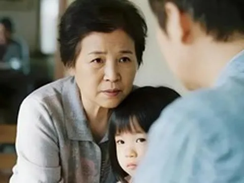 Cách nhanh nhất để làm hỏng một đứa trẻ là ông bà liên tục can thiệp vào 3 việc này!