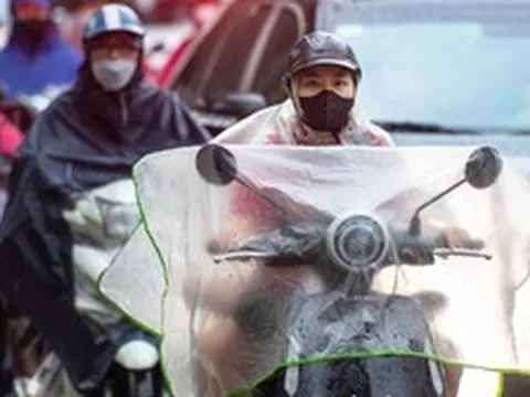 Dự báo thời tiết 12/7: Từ Bắc vào Nam nhiều nơi hứng mưa lớn