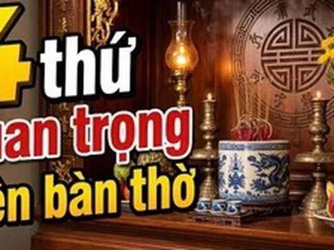 4 thứ quan trọng trên bàn thờ