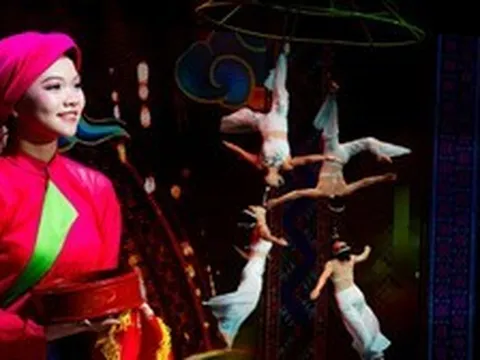 10.000 giờ khổ luyện của Đất Nước Thiên Hùng Ca: Diễn viên lên sân khấu hơn 2 phút nhưng phải tập trung 200%, chạy chậm 1s cũng gây thót tim