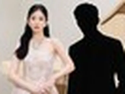 Song Hye Kyo có chỗ dựa mới