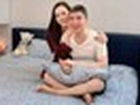 Vợ kém 15 tuổi của NSND Công Lý: "Lấy anh, tôi luôn tin là số phận, đã là số phận thì luôn ở bên nhau"