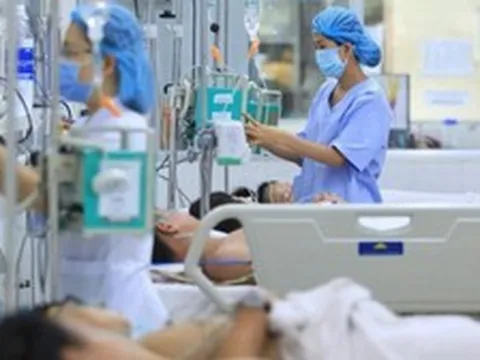 Chế độ phụ cấp đặc thù trong lĩnh vực y tế; hỗ trợ hằng tháng đối với nhân viên y tế thôn, tổ dân phố, cô đỡ thôn, bản có hiệu lực từ 15/7/2026