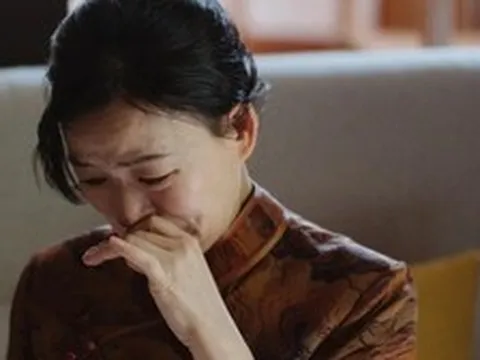 Tôi vô tình nghe con trai dặn cháu nội: "Đừng kể với bà", đêm phát hiện ra sự thật tôi mất ngủ