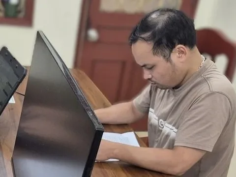 Khởi tố đối tượng bán 3.578 đôi giày thể thao giả hàng hiệu trên mạng