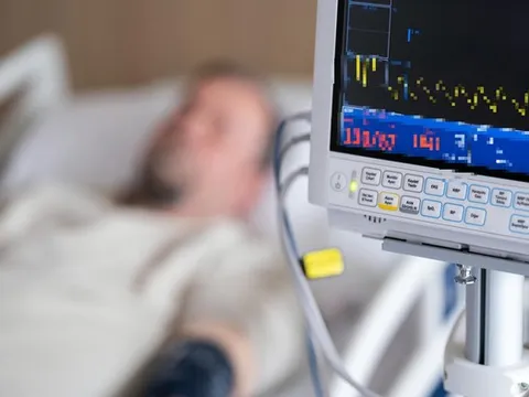 Người đàn ông 42 tuổi tử vong đột ngột khi ăn 50 quả trứng luộc theo cách "không giống ai"