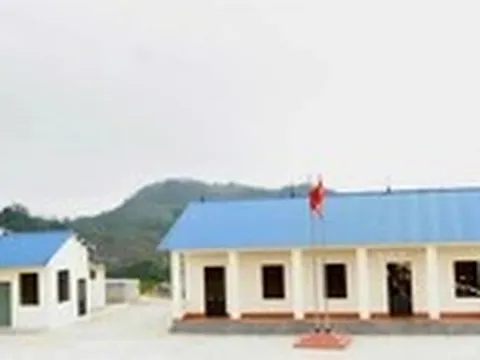 Phân Bón Cà Mau góp mái nhà chung cho bà con vùng cao Lào Cai