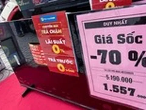Điện máy thanh lý giảm tới 70%: Mua sao để không 'ham rẻ hóa đắt'