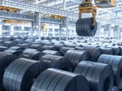 Thép HRC trong nước giảm giá trước sức ép hàng nhập khẩu