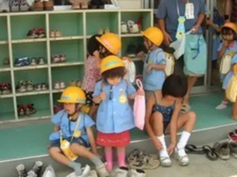Từ 4 tuổi, trẻ em ở Nhật Bản sẽ tập làm quen với việc không ngủ trưa