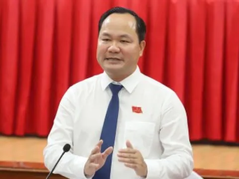 Giám đốc Sở lý giải việc dân làm sổ đỏ trầy trật, 'cò' dịch vụ làm nhanh hơn
