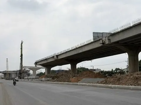 TPHCM yêu cầu nghiên cứu phương án cầu cạn ngay từ đầu khi làm cao tốc
