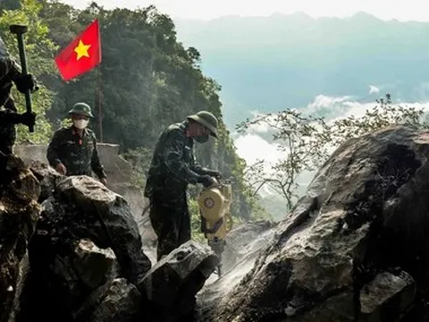 Lật từng hốc đá tìm liệt sĩ trên 'Lò vôi thế kỷ' tại mặt trận Vị Xuyên