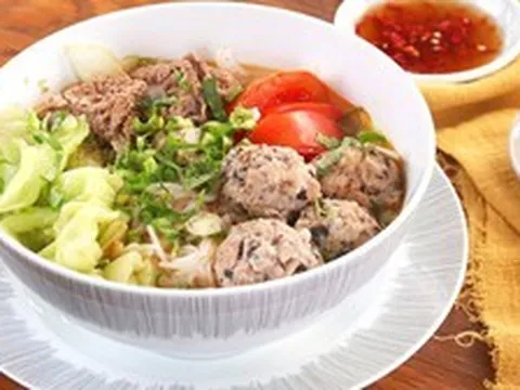 Vì sao gọi là bún bung?