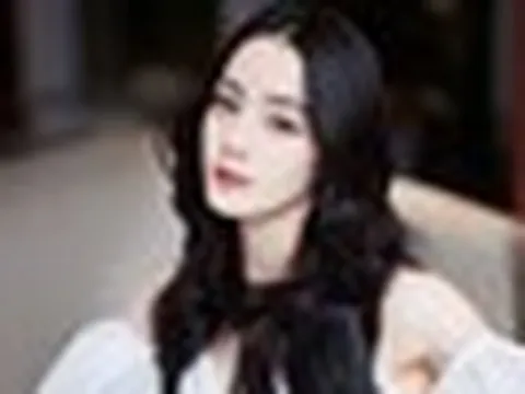 Địch Lệ Nhiệt Ba đã tỉnh ngộ