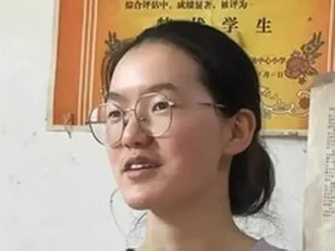 Nữ sinh đứng đầu kỳ thi đại học ở Trung Quốc