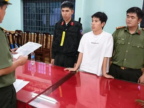 Khởi tố 2 người giúp nhóm công dân Trung Quốc lưu trú trái phép tại Phú Quốc
