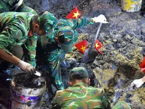 Nhiều hài cốt liệt sĩ nguyên vẹn được tìm thấy ở công viên Lê Thị Riêng, rãnh mộ đã dài khoảng 40m