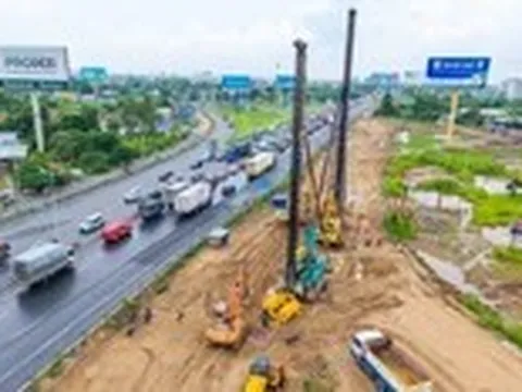Ký hợp đồng tín dụng hơn 27.000 tỉ đồng để mở rộng cao tốc TP.HCM - Trung Lương - Mỹ Thuận