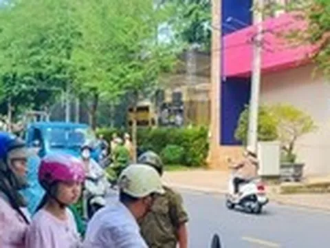 Tiệm vàng Hồng Phúc ở Mỹ Tho tạm ngưng hoạt động, nhiều khách hàng lo lắng