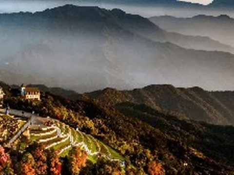 Địa phương vừa bùng nổ kỷ lục thu 34.700 tỷ đồng từ du lịch: World Travel Awards liên tục gọi tên, có thể sẽ lọt top “hàng đầu châu Á” lần thứ 3