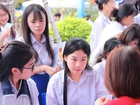 Bất ngờ lí do 147 thí sinh bị loại hồ sơ đăng kí tại Trường Đại học Hà Nội