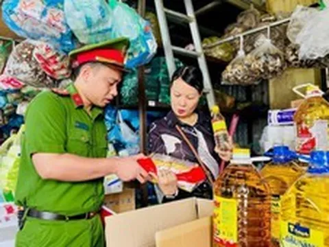 Siết quản lý thực phẩm từ khâu công bố đến lưu thông