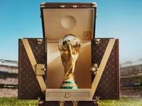 Louis Vuitton ra mắt rương đựng cúp vô địch World Cup 2026