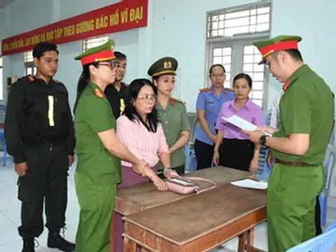 Bắt tạm giam người phụ nữ lợi dụng quyền tự do dân chủ