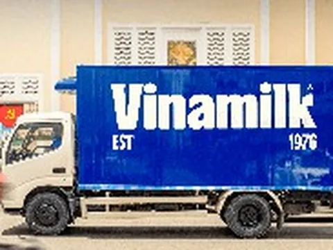 Chứng khoán ảm đạm, cổ phiếu Vinamilk bất ngờ 'bừng tỉnh'