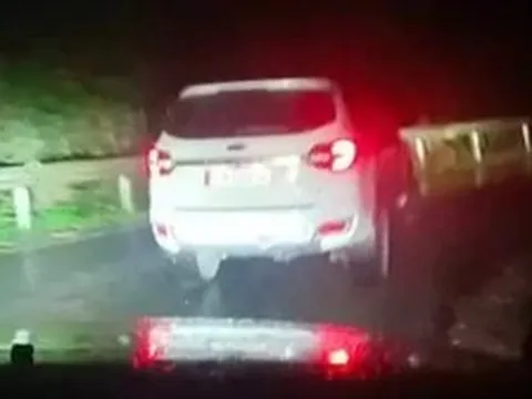 Công an thông tin vụ ô tô không nhường xe cứu thương ở Tuyên Quang