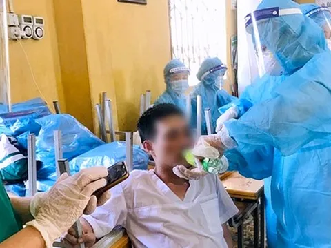 58% nhân viên y tế kiệt sức, 'hội chứng siêu nhân' cản trở tiếp cận điều trị sức khỏe tâm thần