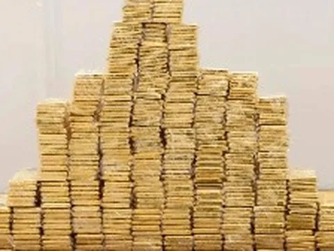 Tịch thu 375 kg vàng, hơn 52 triệu USD trong vụ tham nhũng rúng động quốc gia Trung Đông