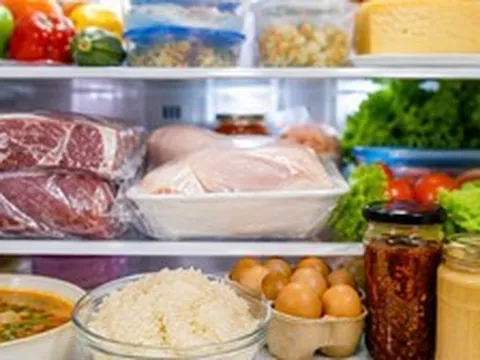 5 thực phẩm KHÔNG NÊN cất trong tủ lạnh: Cái số 3 là sai lầm kinh điển mà nhiều gia đình Việt mắc phải