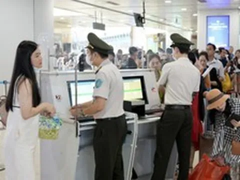 Thông báo quan trọng cho tất cả người dùng VNeID chuẩn bị đi máy bay