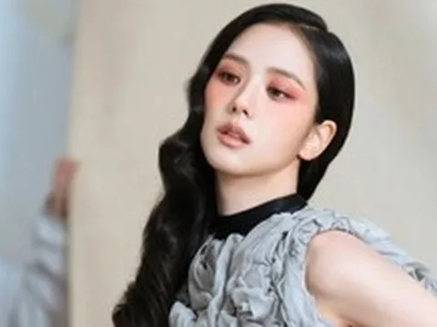 Khán giả 'năn nỉ' Jisoo BlackPink ngừng đóng phim