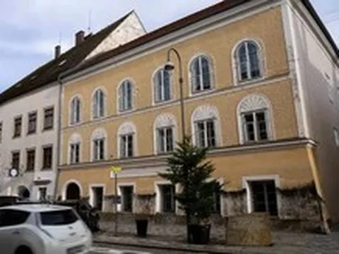 Nhà của Hitler được cải tạo thành đồn cảnh sát