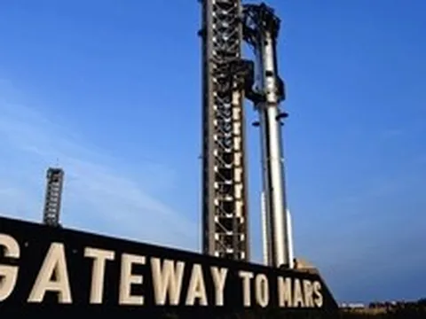SpaceX và Elon Musk công bố khác nhau về lịch phóng lại Starship