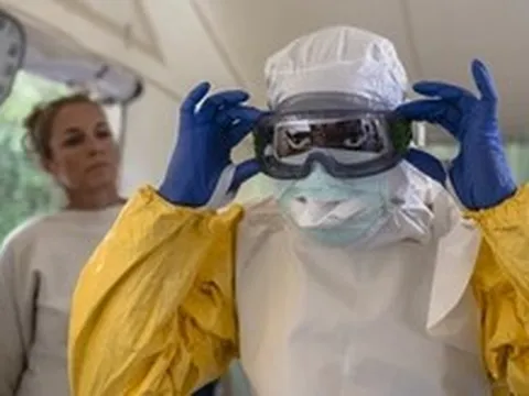 Dịch Ebola ở Congo ít nhất 930 người tử vong, trong đó có 36 nhân viên y tế