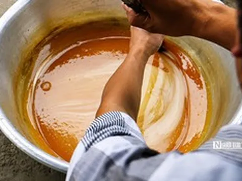 Đỏ lửa nghề làm đường thốt nốt ở vùng Bảy Núi