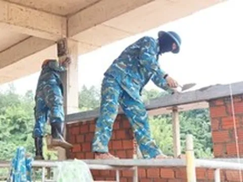 Bộ trưởng Giáo dục và Đào tạo chịu trách nhiệm toàn diện về xây dựng trường nội trú liên cấp