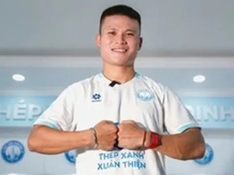 Cầu thủ Phạm Tuấn Hải ký hợp đồng 3 năm với CLB Thép Xanh Nam Định