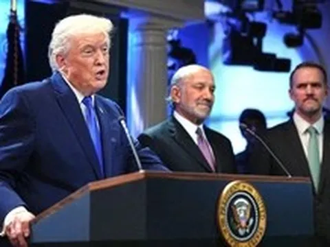 Mức thuế 10% sắp hết hiệu lực, chính quyền ông Trump dự định 'hành động' với hàng chục nước